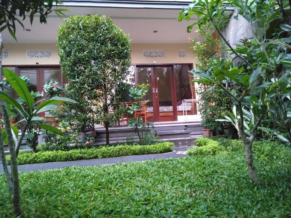 Wisma tamu Uma Taman House
